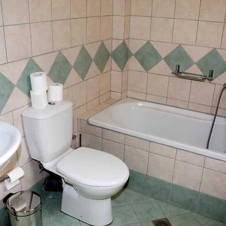Aparthotel Dimitris *