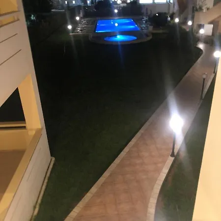 Dimitris Aparthotel