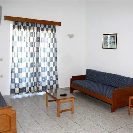 Dimitris Aparthotel Platanias (Crete)