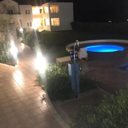 Dimitris Lejlighedshotel Platanés